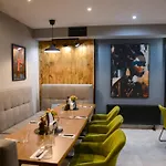 Hotel House Family & Restaurant