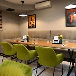 Hotel House Family & Restaurant 3*