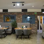 House Family & Restaurant 3*
