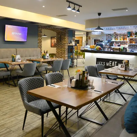 House Family & Restaurant