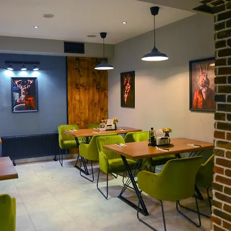 House Family & Restaurant Hotel Ruse