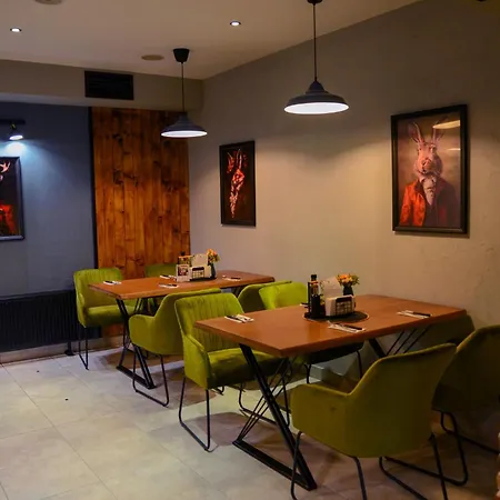 House Family & Restaurant