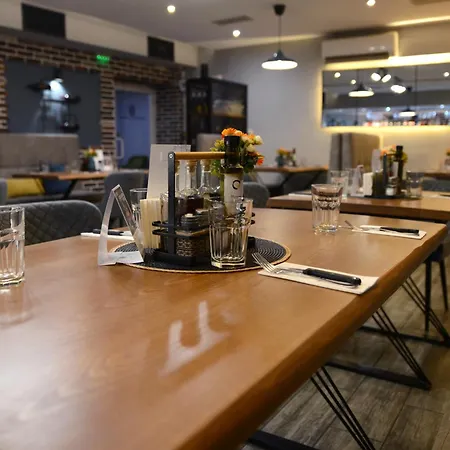 House Family & Restaurant