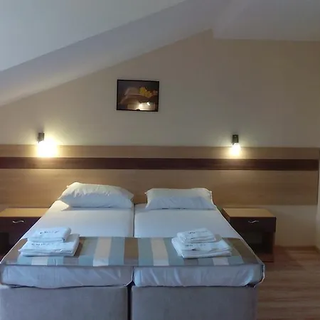 House Family & Restaurant