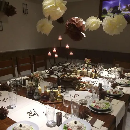 House Family & Restaurant 3* ルセ